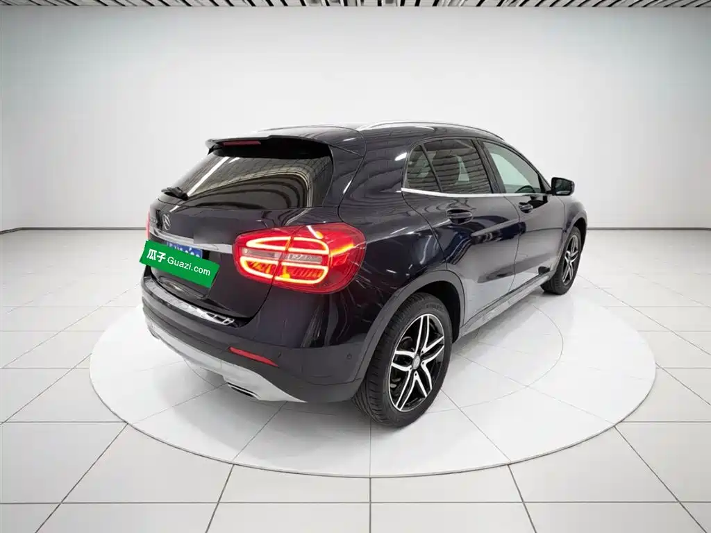Mercedes-Benz GLA 2016 GLA 220 4MATIC Fashion фото 7