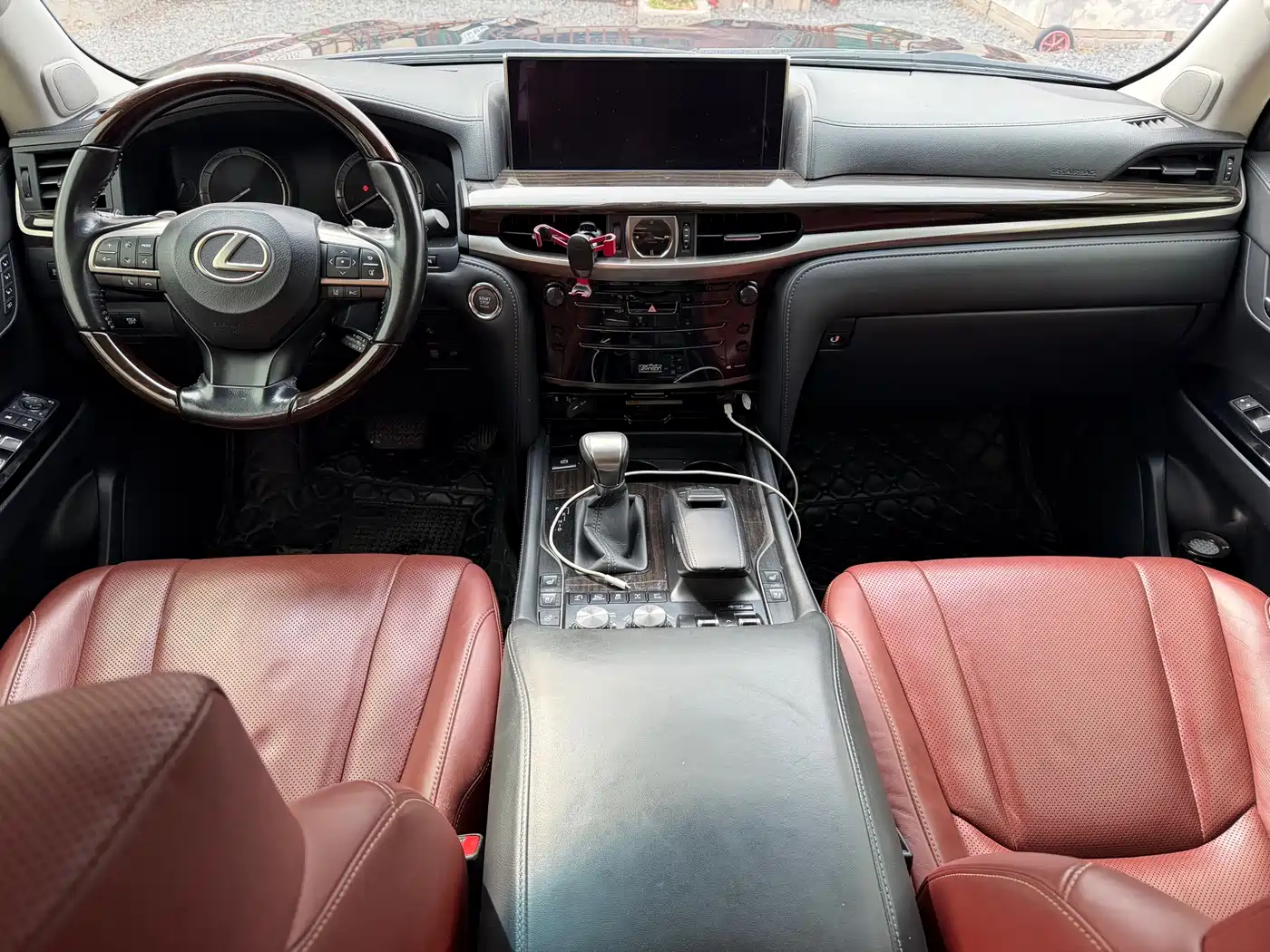 Lexus LX 2016 570 Luxury Premium Edition фото 10