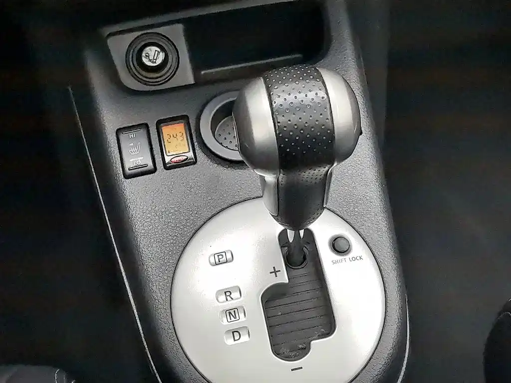 Dongfeng Fengdu MX6 2015 2015 2.0L CVT 2WD Dream Edition