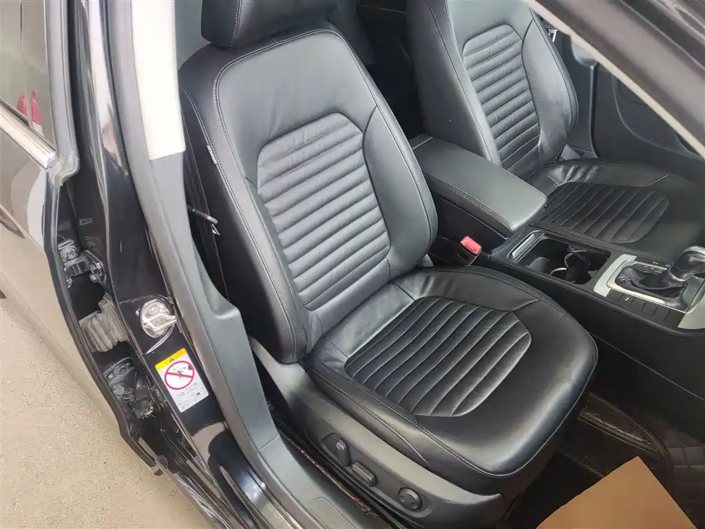 Volkswagen Magotan 2015 1.8TSI Leading фото 25