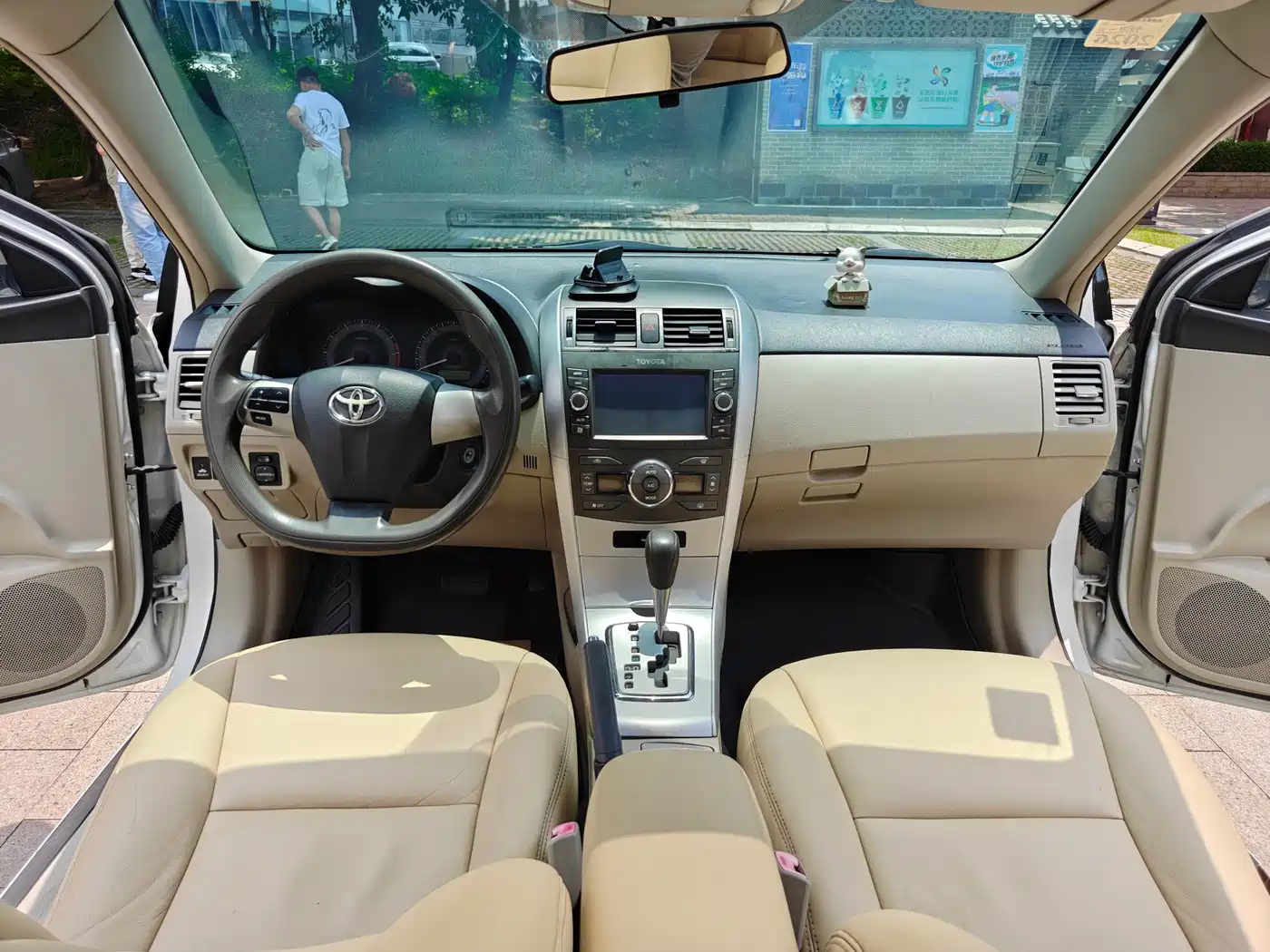 Toyota Corolla 2012 Styling Edition 1.6L Automatic GL фото 10