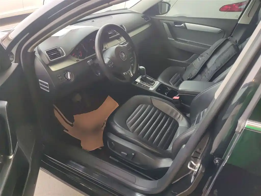 Volkswagen Magotan 2015 1.8TSI Leading фото 16