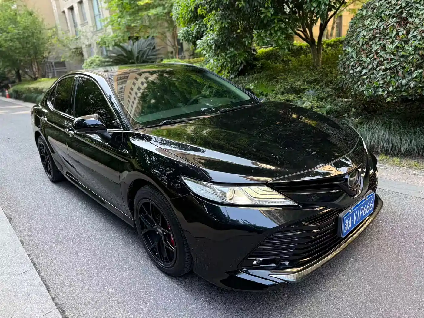 Toyota Camry 2018 2.5G Luxury Edition фото 3