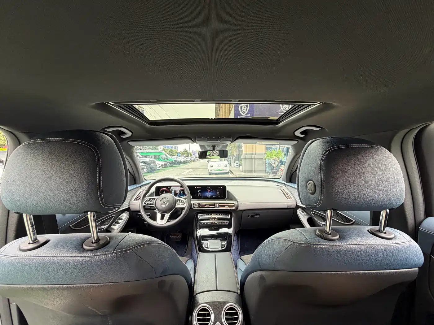Mercedes-Benz EQC 2020 EQC 400 4MATIC фото 8