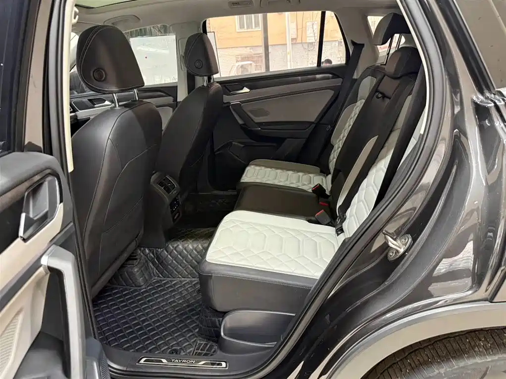 Volkswagen Tayron 2023 280TSI 2WD Luxury Plus Advanced Edition фото 18