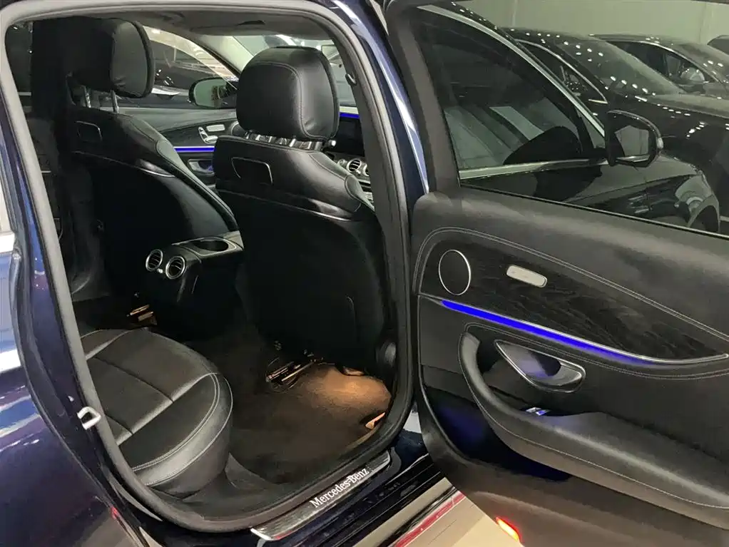 Mercedes-Benz E-Class 2016 E 200 L Sport Type фото 10