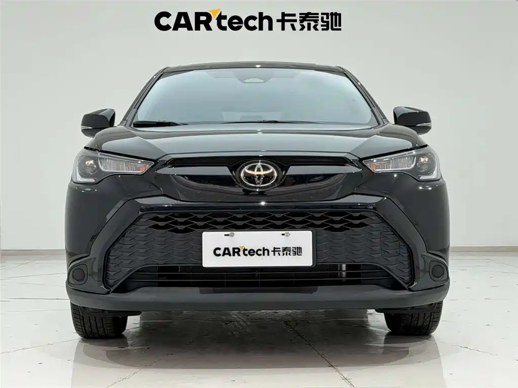 Toyota Frontlander 2024 2.0L CVT Leading Plus Edition фото 3