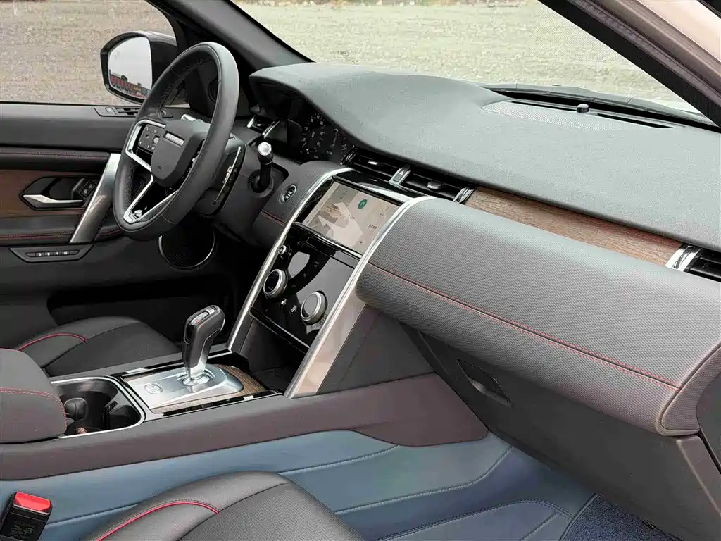 Land Rover Discovery Sport 2022 Model 249PS R-Dynamic SE Performance Tech Edition 5-Seater фото 12