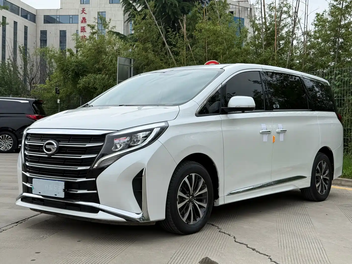 GAC Trumpchi Trumpchi M8 2023 Leading Series 390T Premium Edition