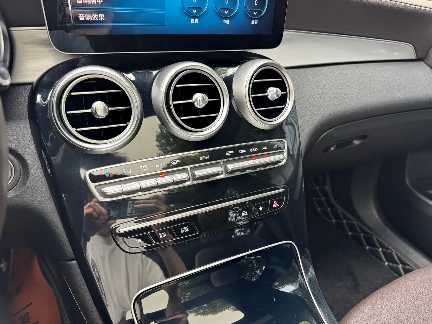 Mercedes-Benz GLC 2020 GLC 260 L 4MATIC Dynamic фото 21