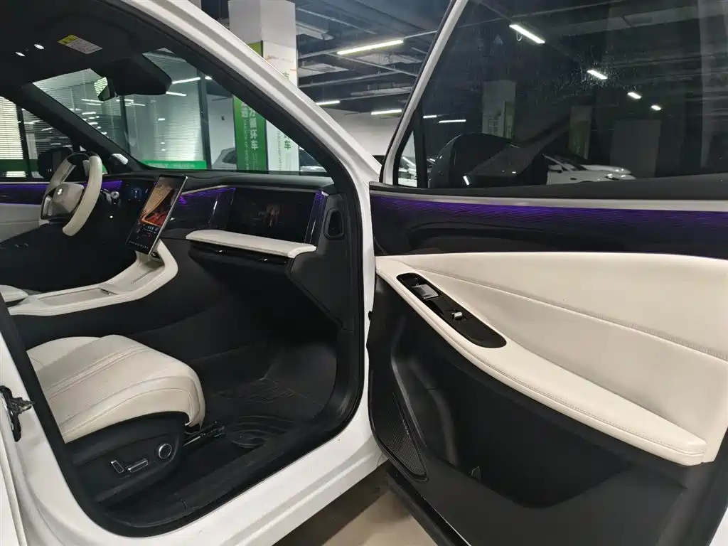 GEELY GALAXY GALAXY L7