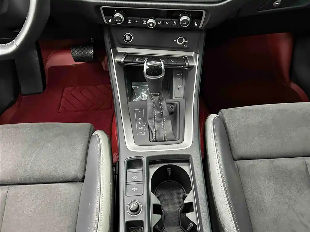 Audi Q3 2022 35 TFSI Fashion Dynamic фото 5