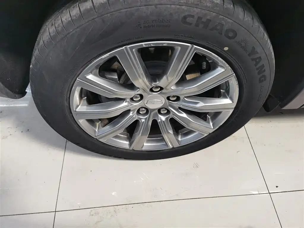 Cadillac XT4 2018 28T FWD Leading Edition фото 22