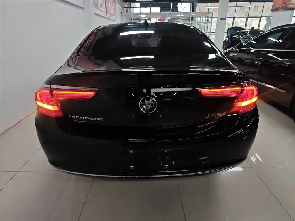 Buick LaCrosse 2018 Model 20T Luxury Edition фото 6