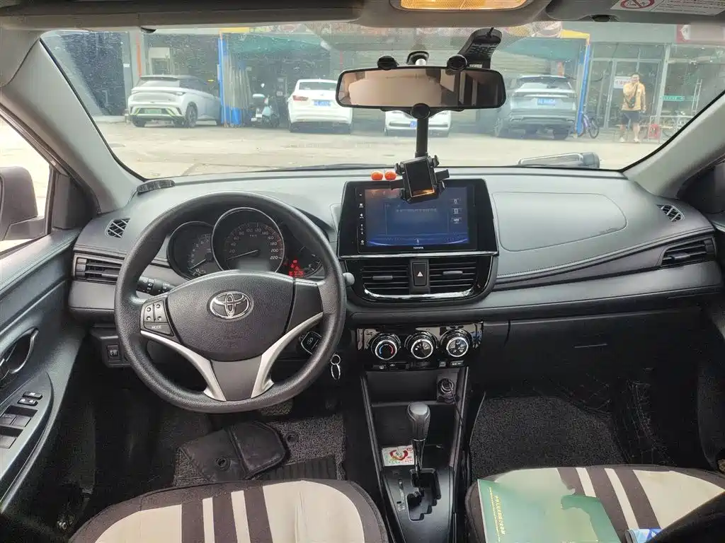 Toyota Vios FS 2021 1.5L CVT Fengchi Edition фото 13