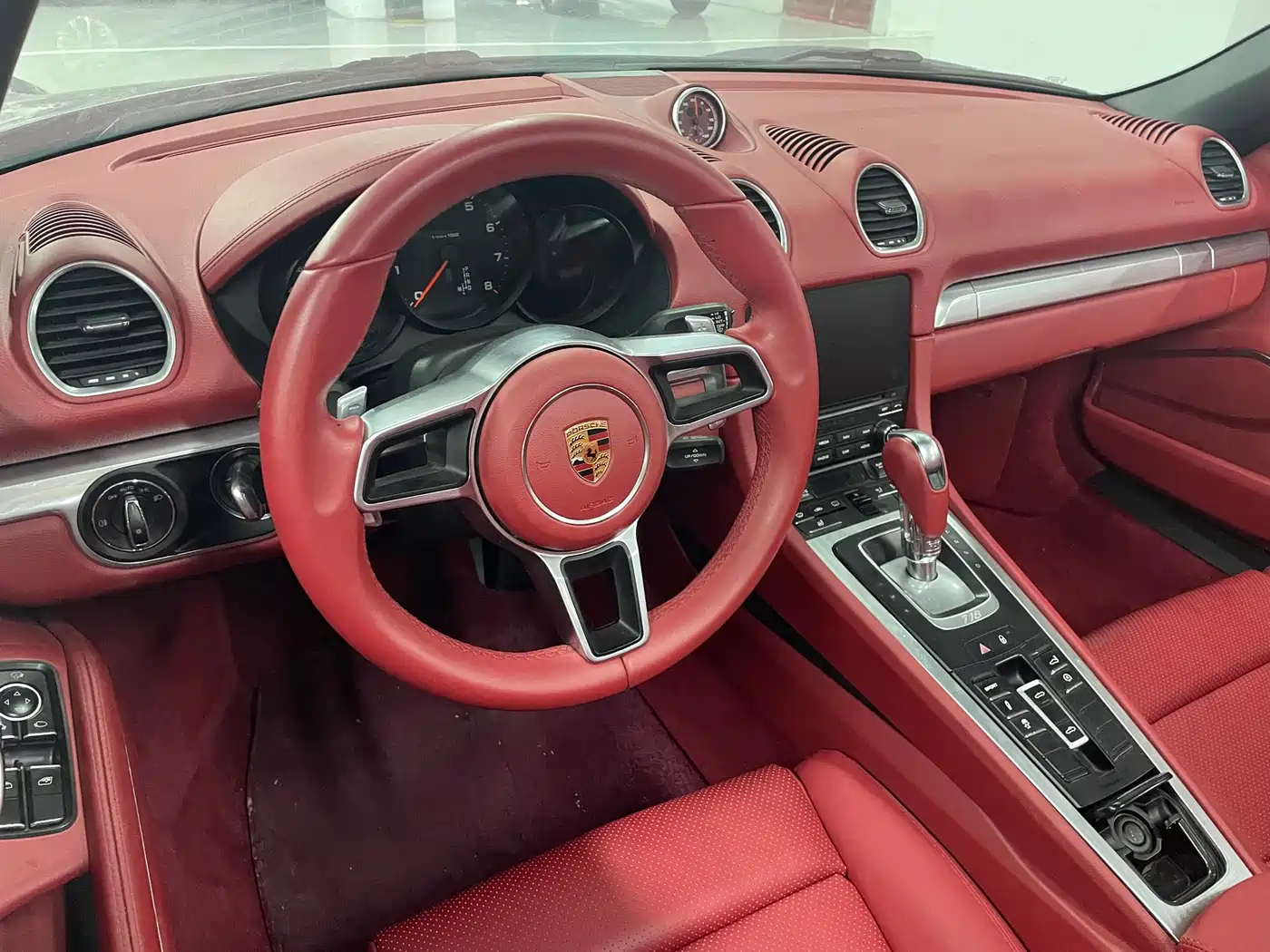 Porsche 718 2016 Boxster 2.0T фото 13