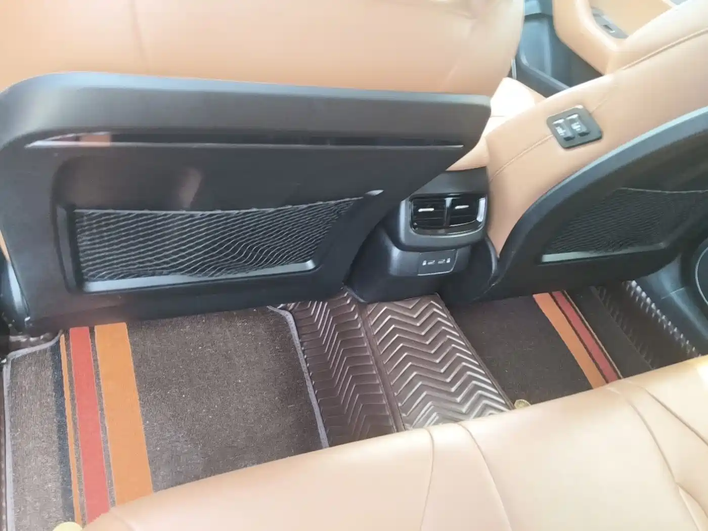 Hongqi H5 2019 30TD Smart Connect Rhythm Edition фото 10