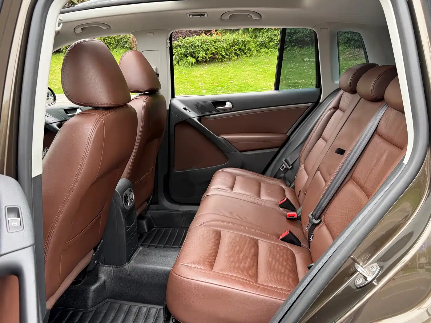 Volkswagen Tiguan 2013 1.8TSI Automatic 2WD Luxury Model фото 6