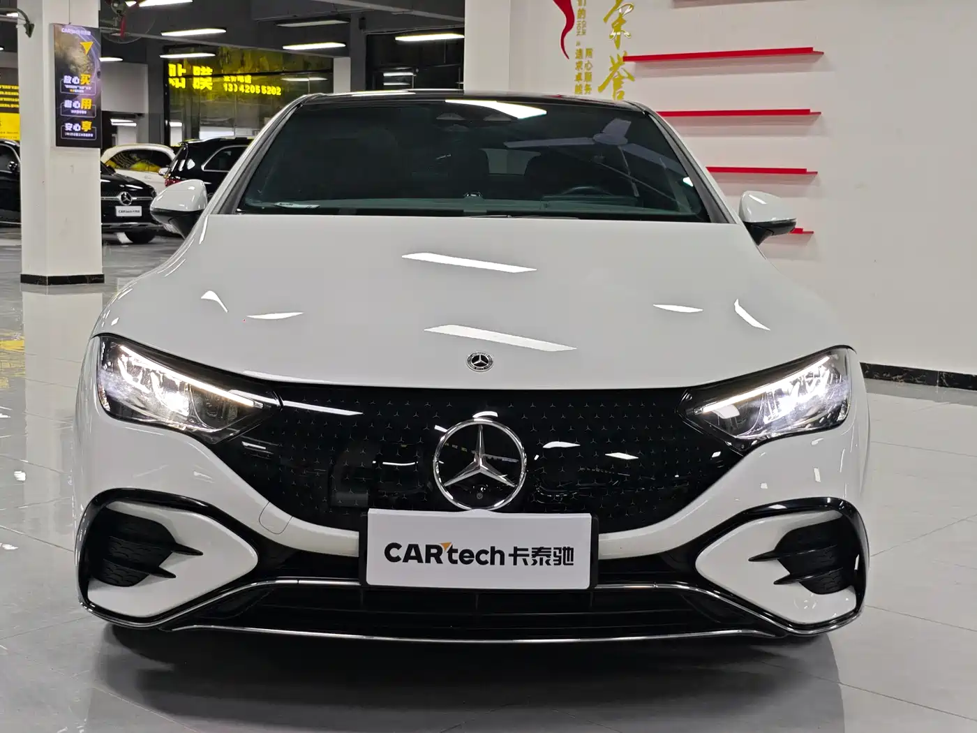 Mercedes-Benz EQE 2022 350 Luxury Edition фото 2