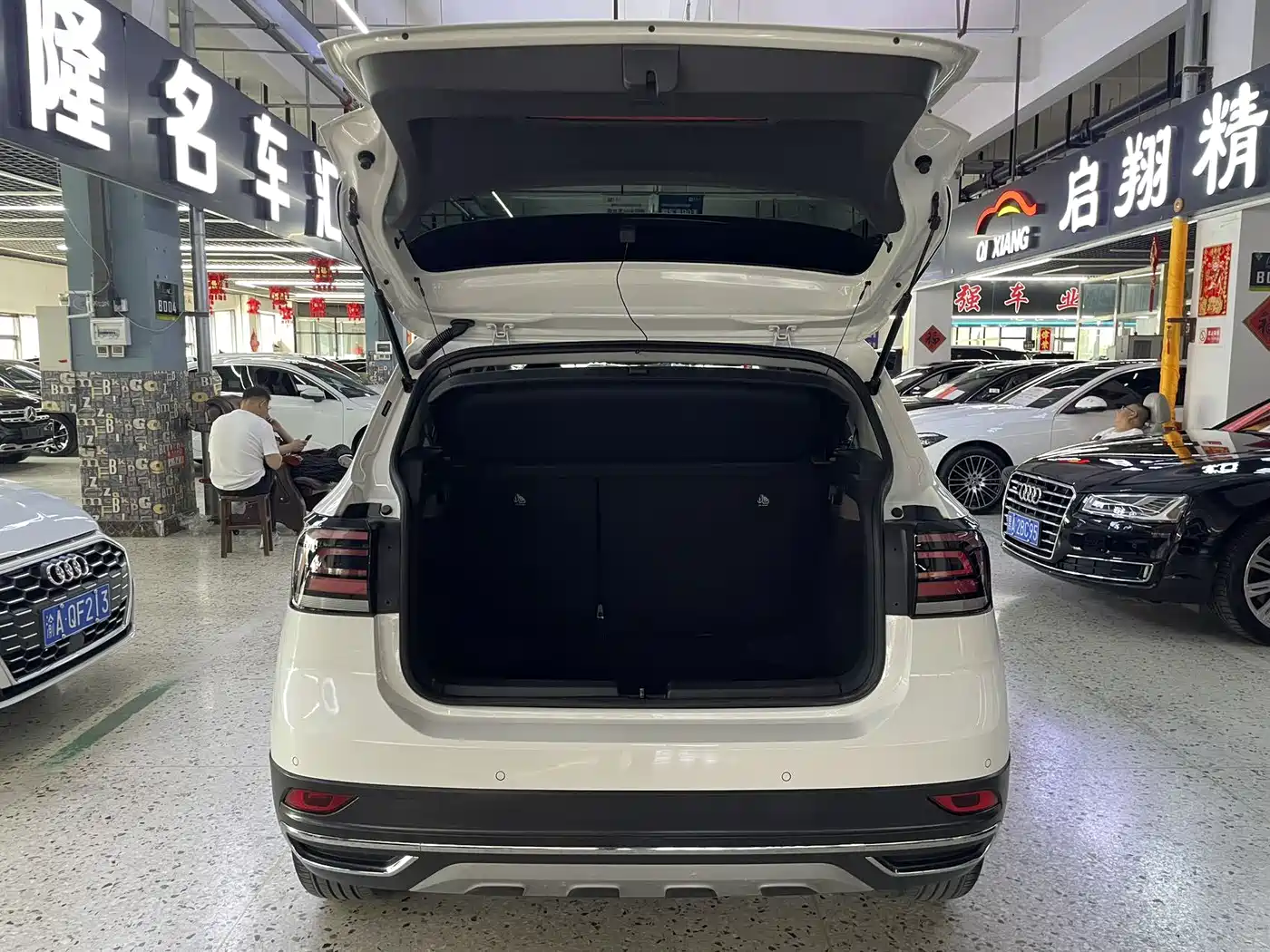 Volkswagen T-Cross 2022 280TSI DSG Comfort Edition фото 10