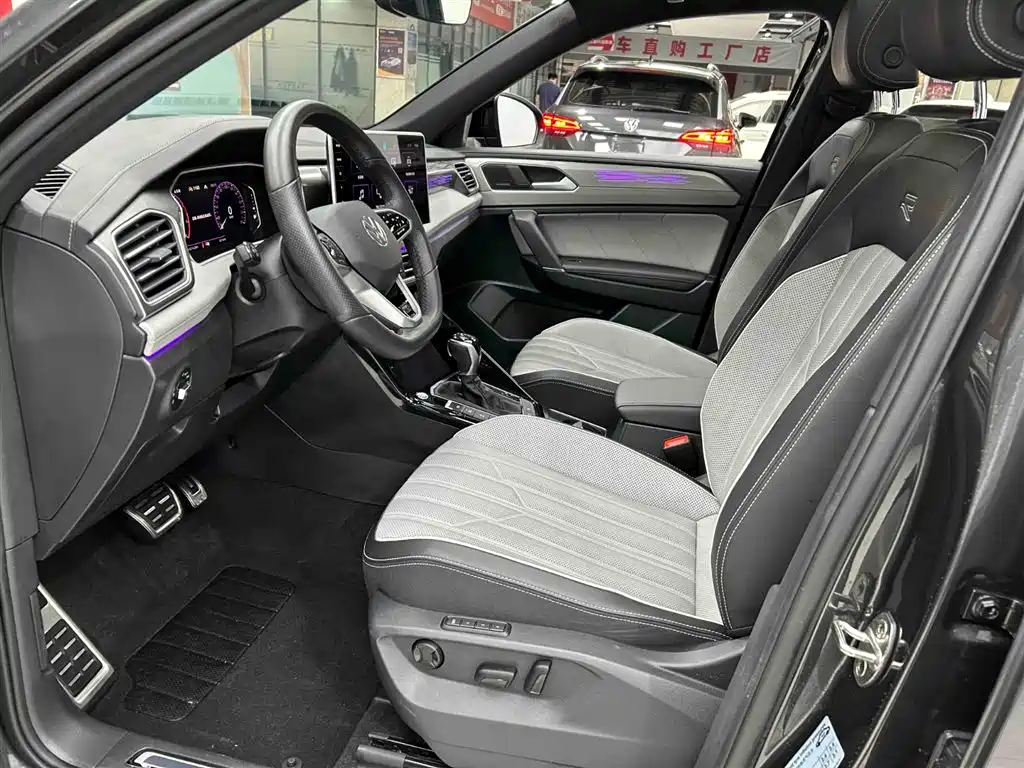 Volkswagen Tayron 2023 380TSI 4WD R-Line Pro Smart Edition фото 11