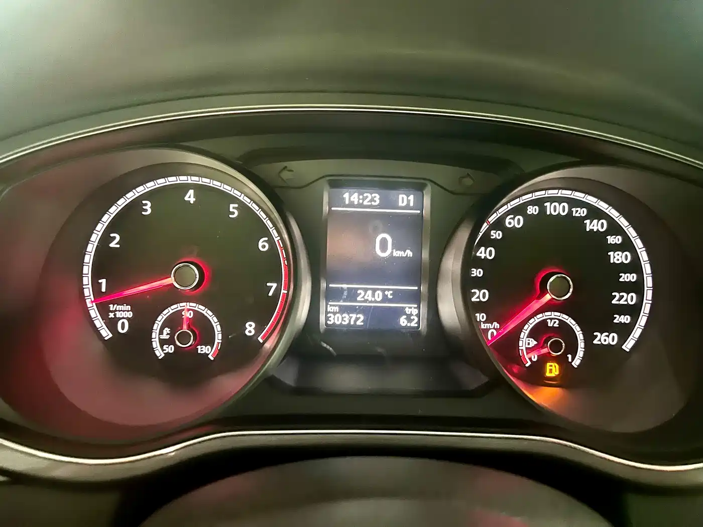 Volkswagen Passat 2017 330TSI DSG Prestige фото 12