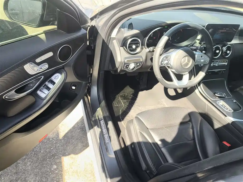 Mercedes-Benz C-Class 2020 Facelift C 260 L Sport фото 16