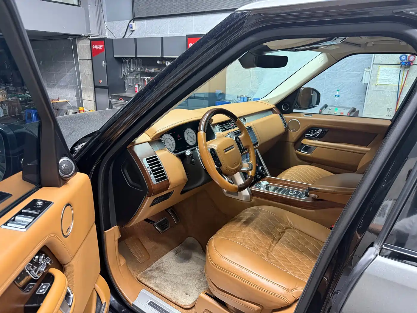 Фото 7 - Land Rover Range Rover