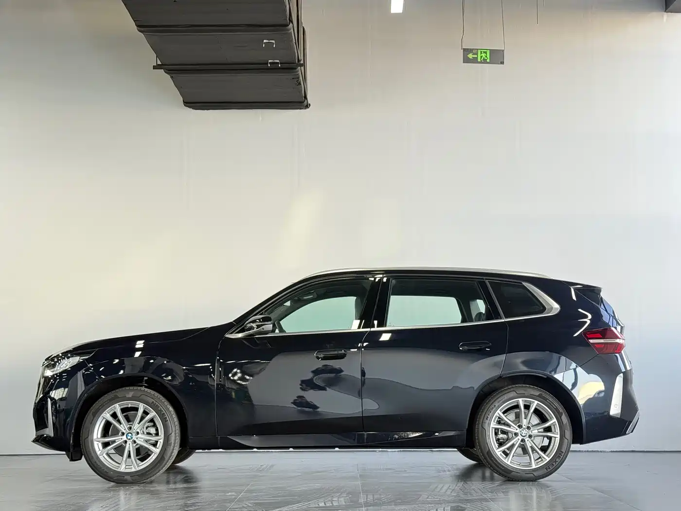 BMW X3 2025 xDrive25L Luxury Package фото 2