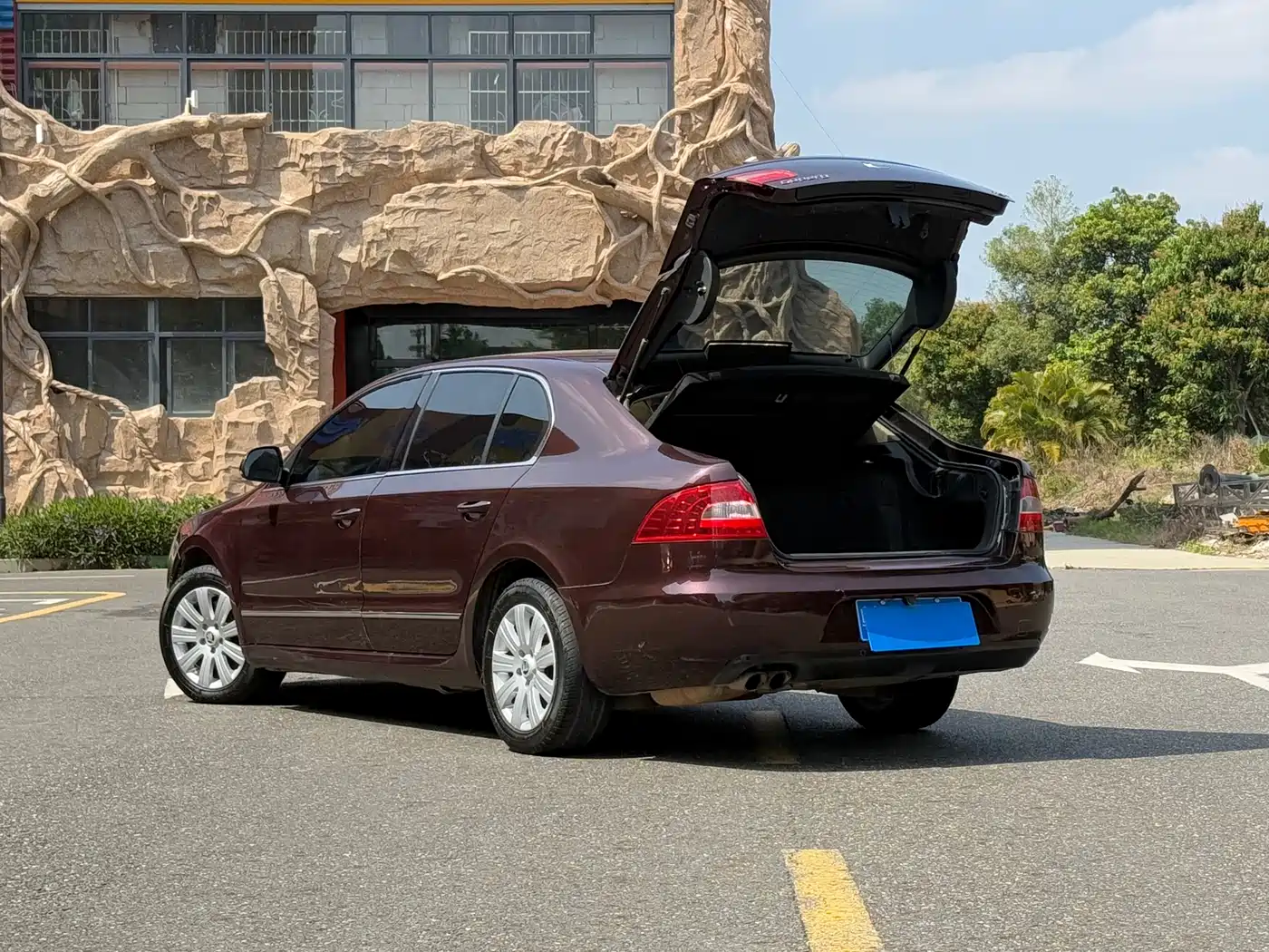 Škoda Superb 2012 1.8TSI Automatic Elegance Edition фото 3