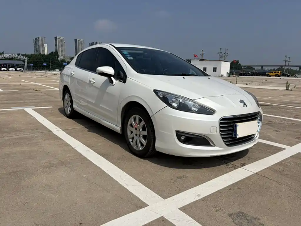 Peugeot 308 2016 2014 Model Joy Edition Classic 1.6L Automatic Superior Style