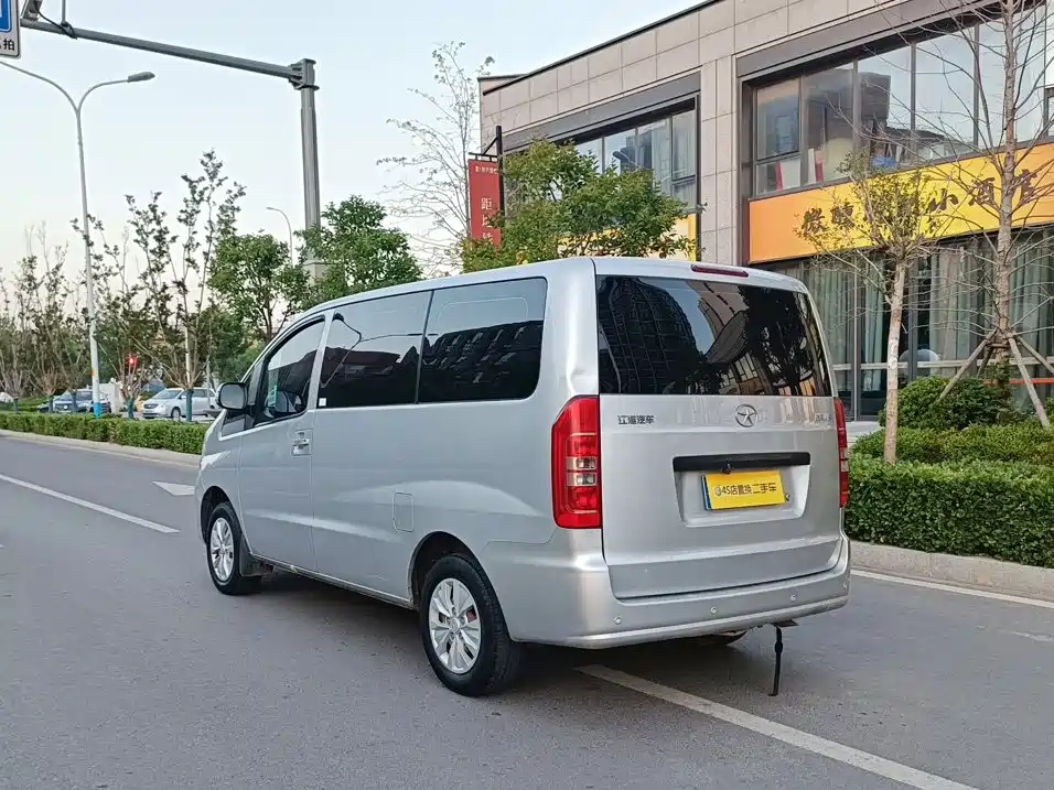 JAC Refine M3 2017 2016 IKEA Edition 1.6L Luxury