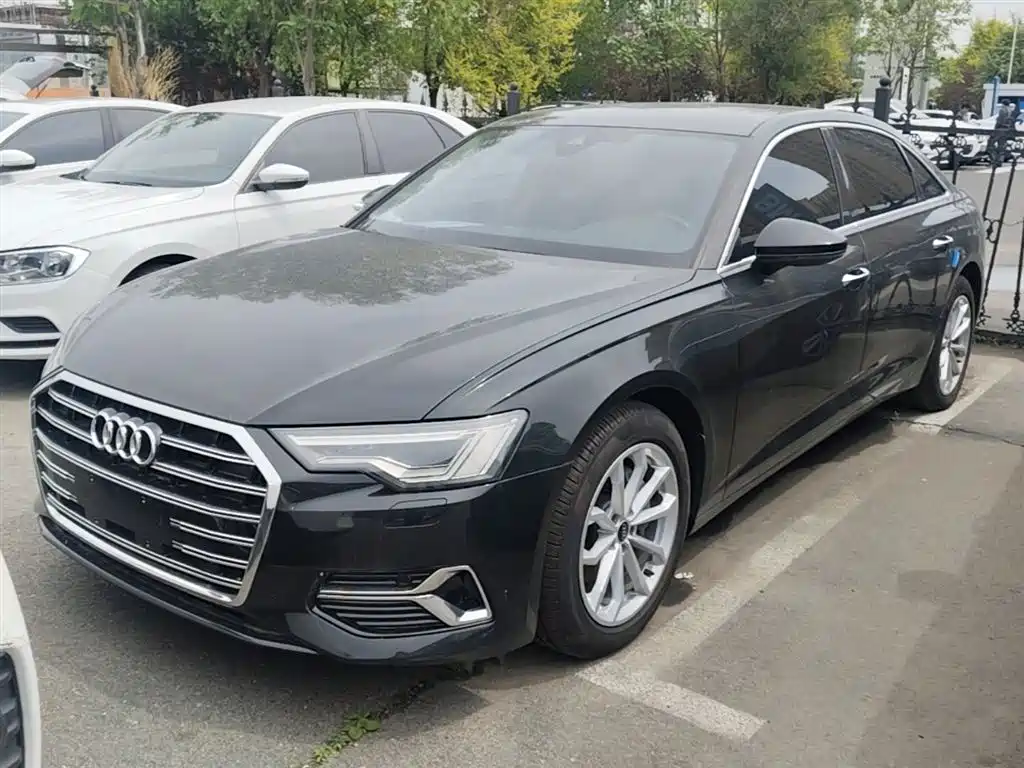 Audi A6L 2024 40 TFSI Luxury Elegance