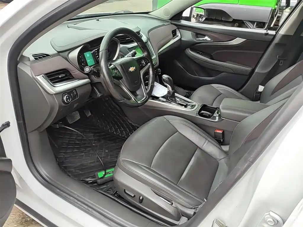 Chevrolet Malibu 2018 530T Automatic Luxury Edition фото 15