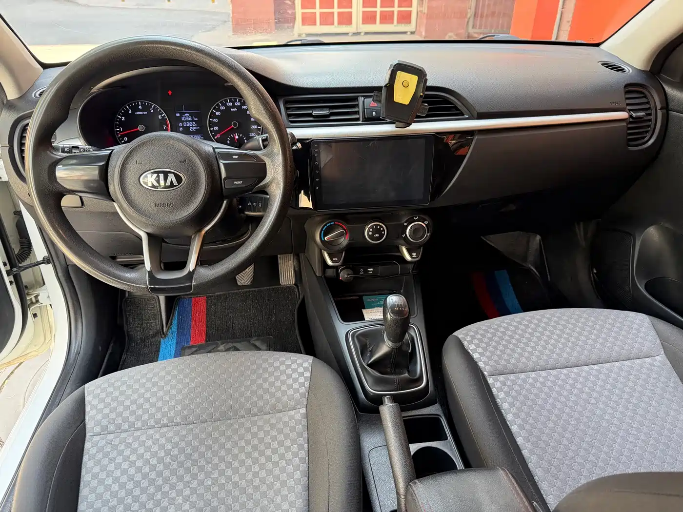 Kia K2 2017 2017 Sedan 1.4L MT GLS