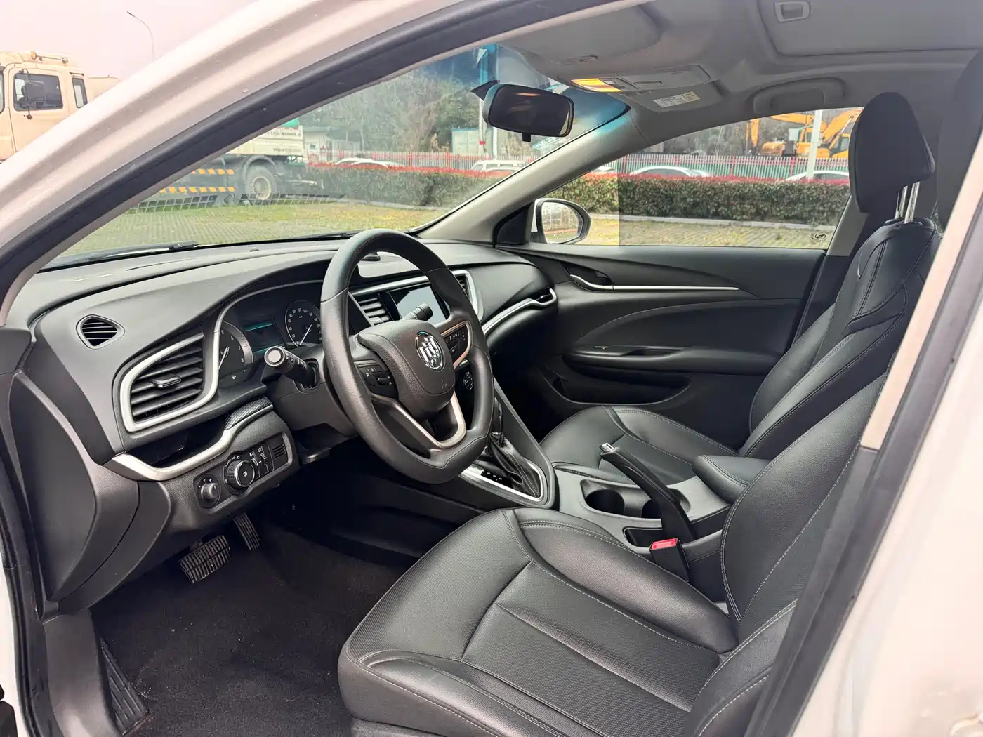 Buick Excelle 2021 1.3T Auto Mild Hybrid Elite фото 8