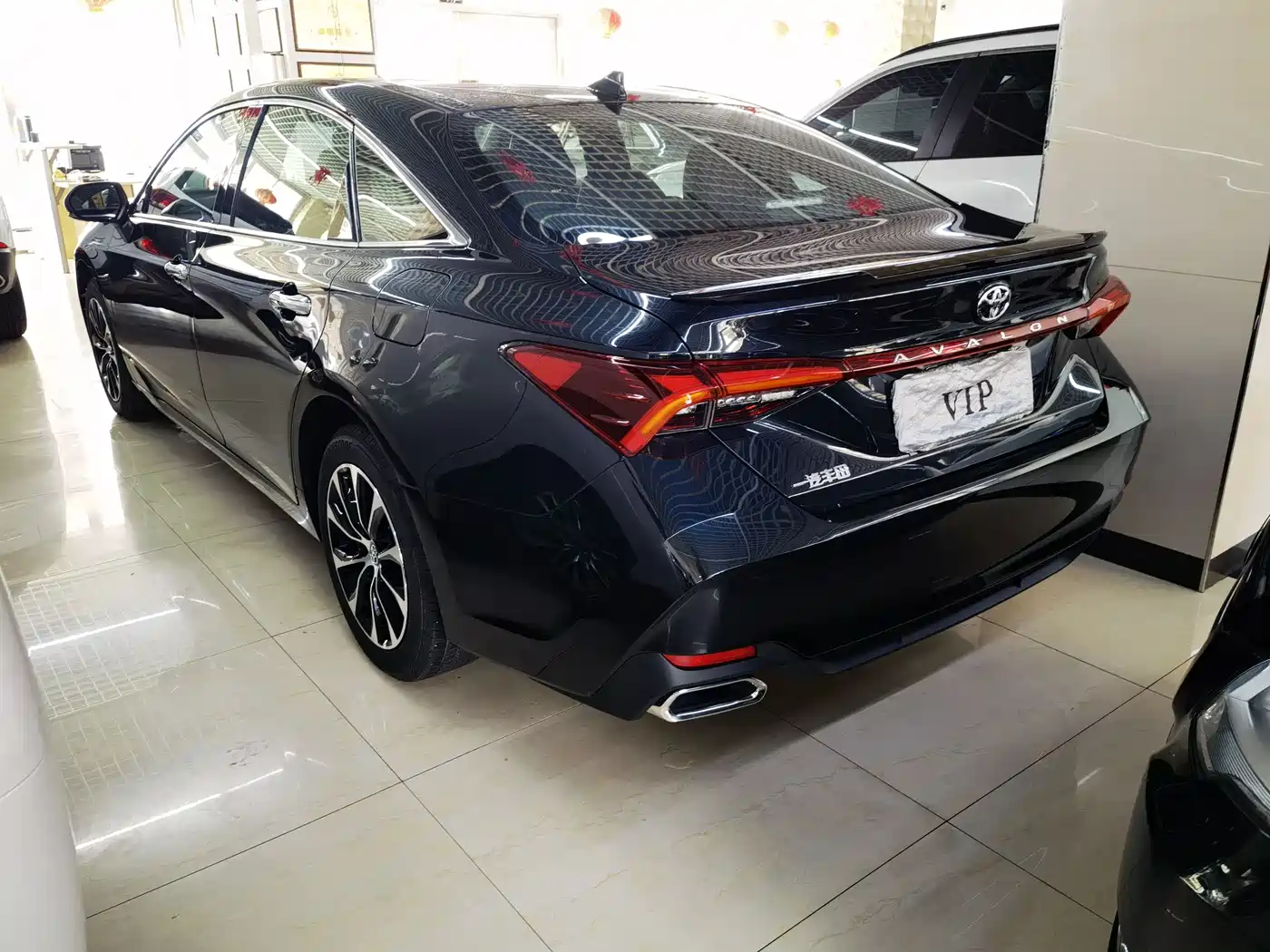 Toyota Avalon 2022 2.0L Luxury Edition фото 4