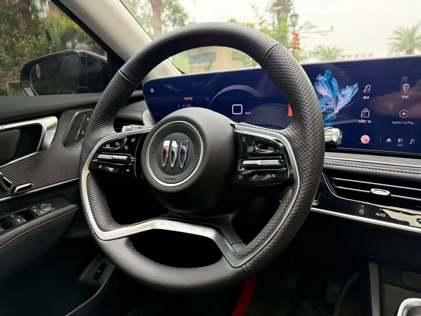 Buick LaCrosse 2024 28T Yuezun Edition фото 9