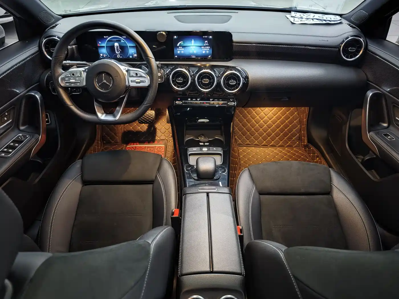 Mercedes-Benz A-Class 2020 A 180 L Sport Sedan фото 9