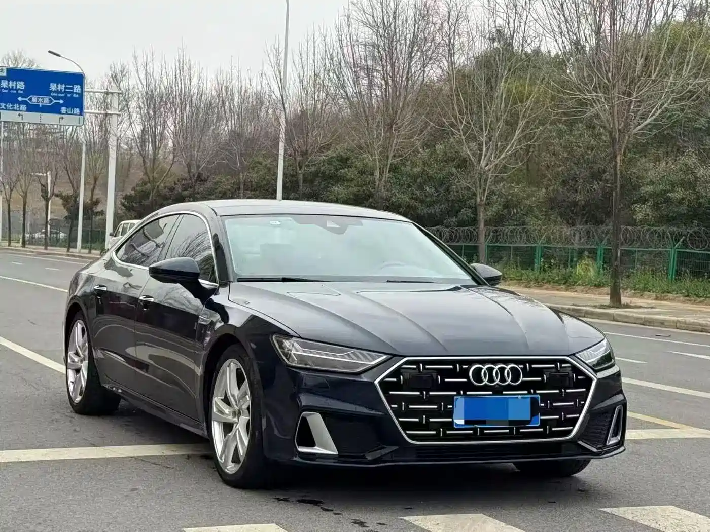 Audi A7L 2022 45 TFSI S-line Future Dream Edition фото 3