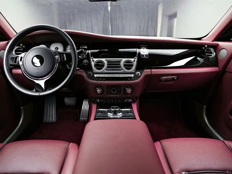 Rolls-Royce Wraith 2018 6.6T Standard фото 11