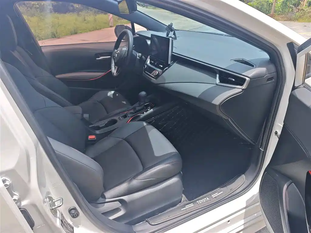 Toyota Levin 2021 185T CVT Sport Edition фото 8