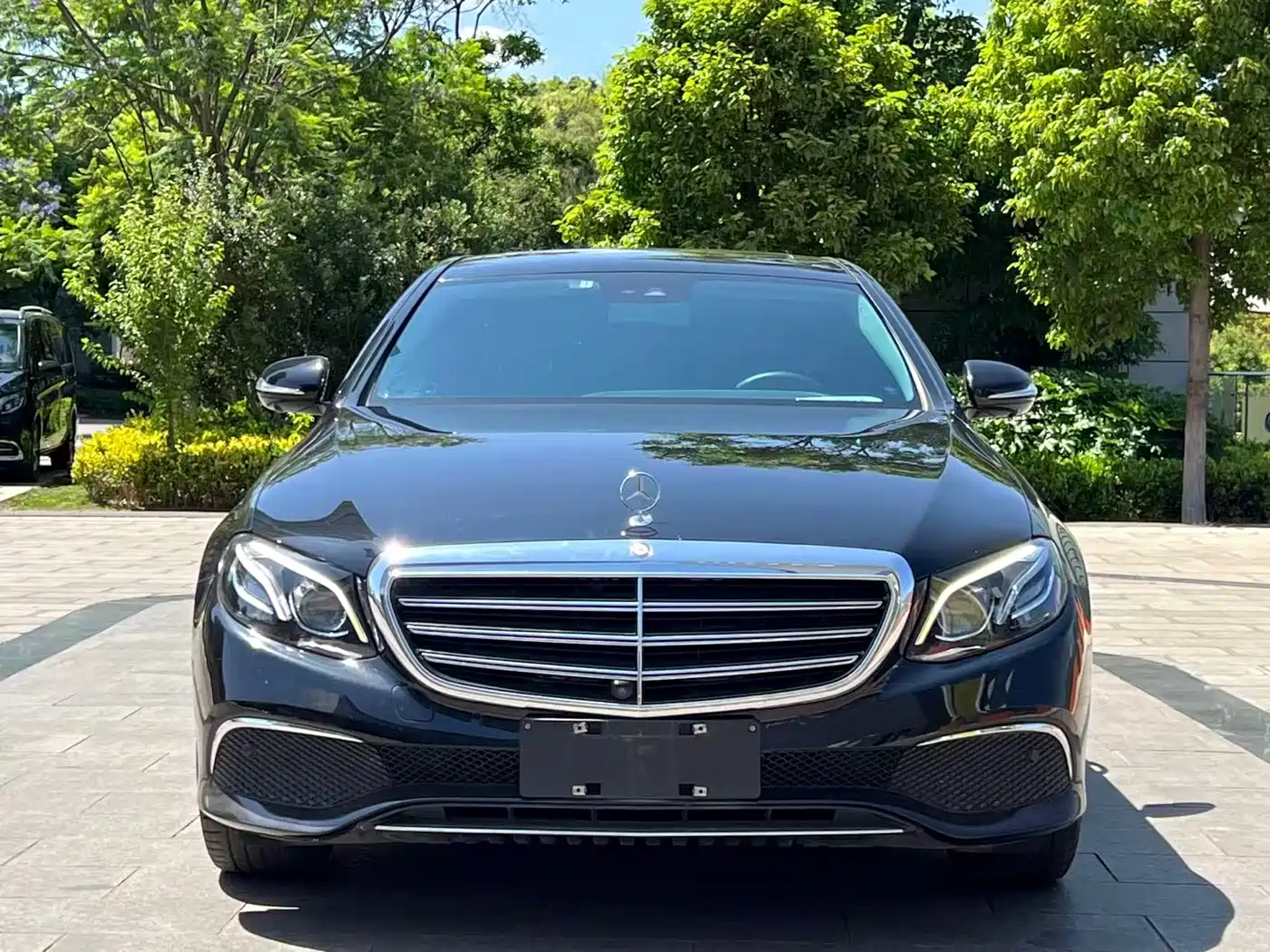 Mercedes-Benz E-Class 2016 E 300 L Fashion Type фото 2