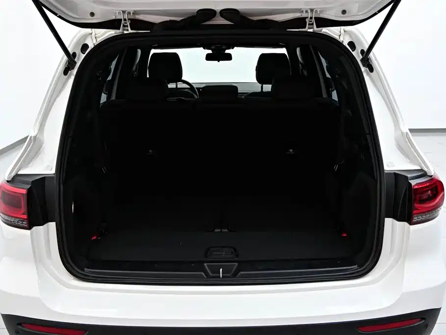 Mercedes-Benz GLB 2022 Facelift II GLB 200 Style фото 30