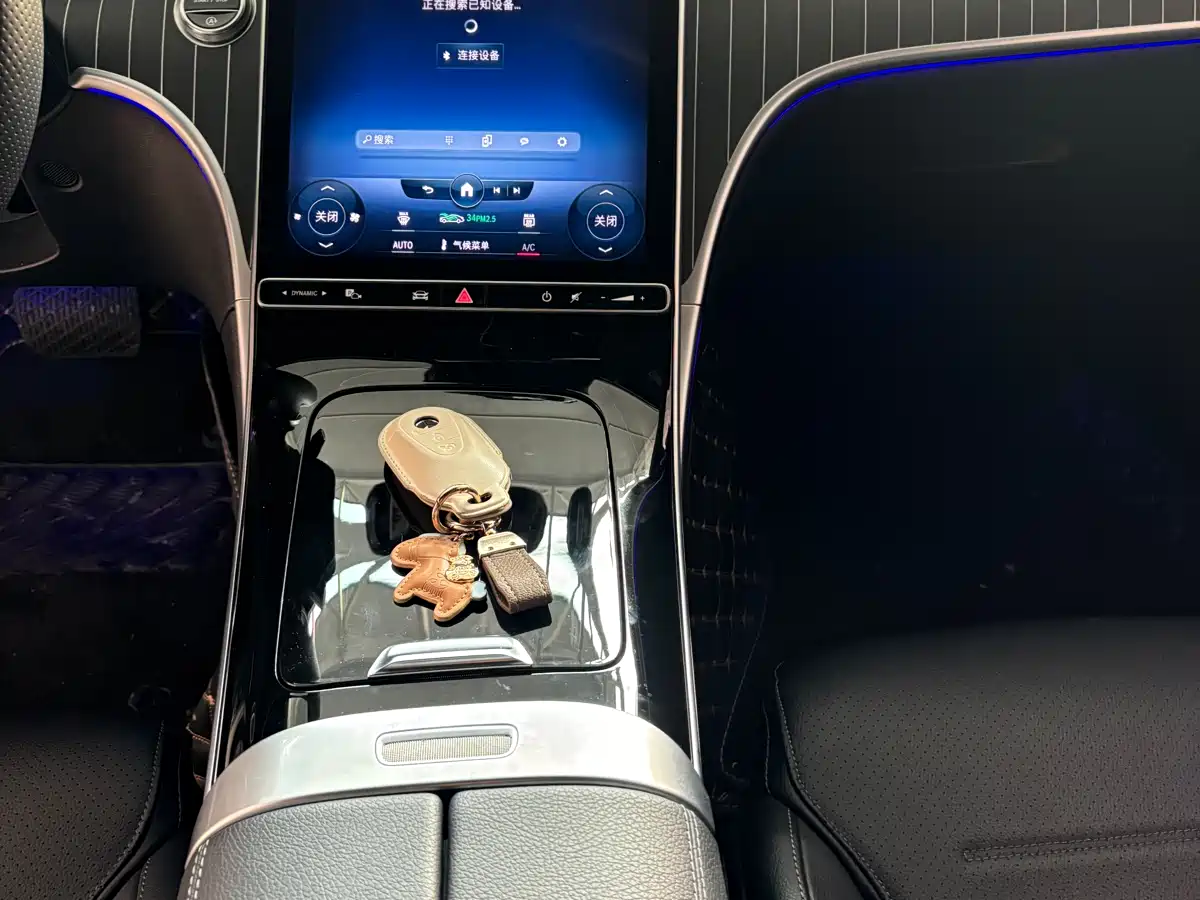 MERCEDES-BENZ C CLASS