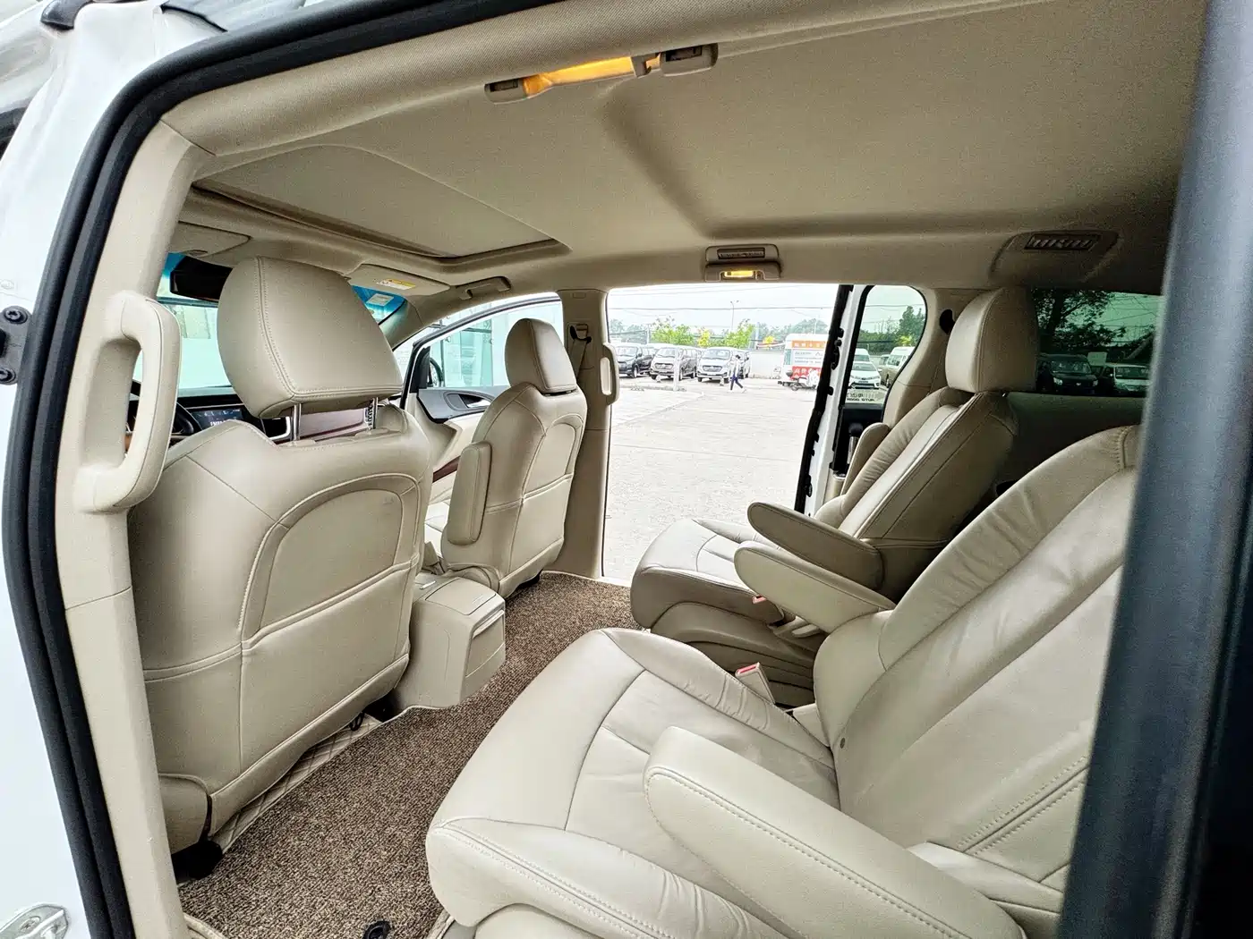 Buick GL8 2017 25S Luxury China V фото 6