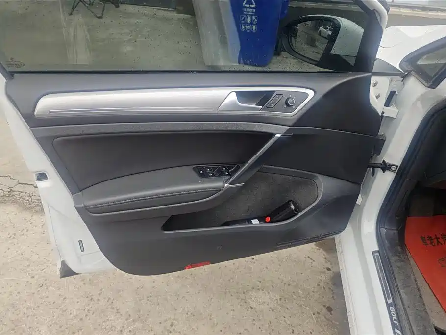 Volkswagen Golf 2018 230TSI Automatic Comfort фото 7