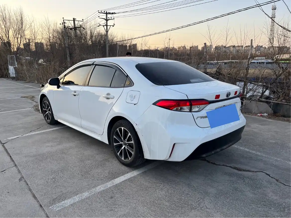 Toyota Levin 2024 Smart Hybrid 1.8L Sport Edition фото 6