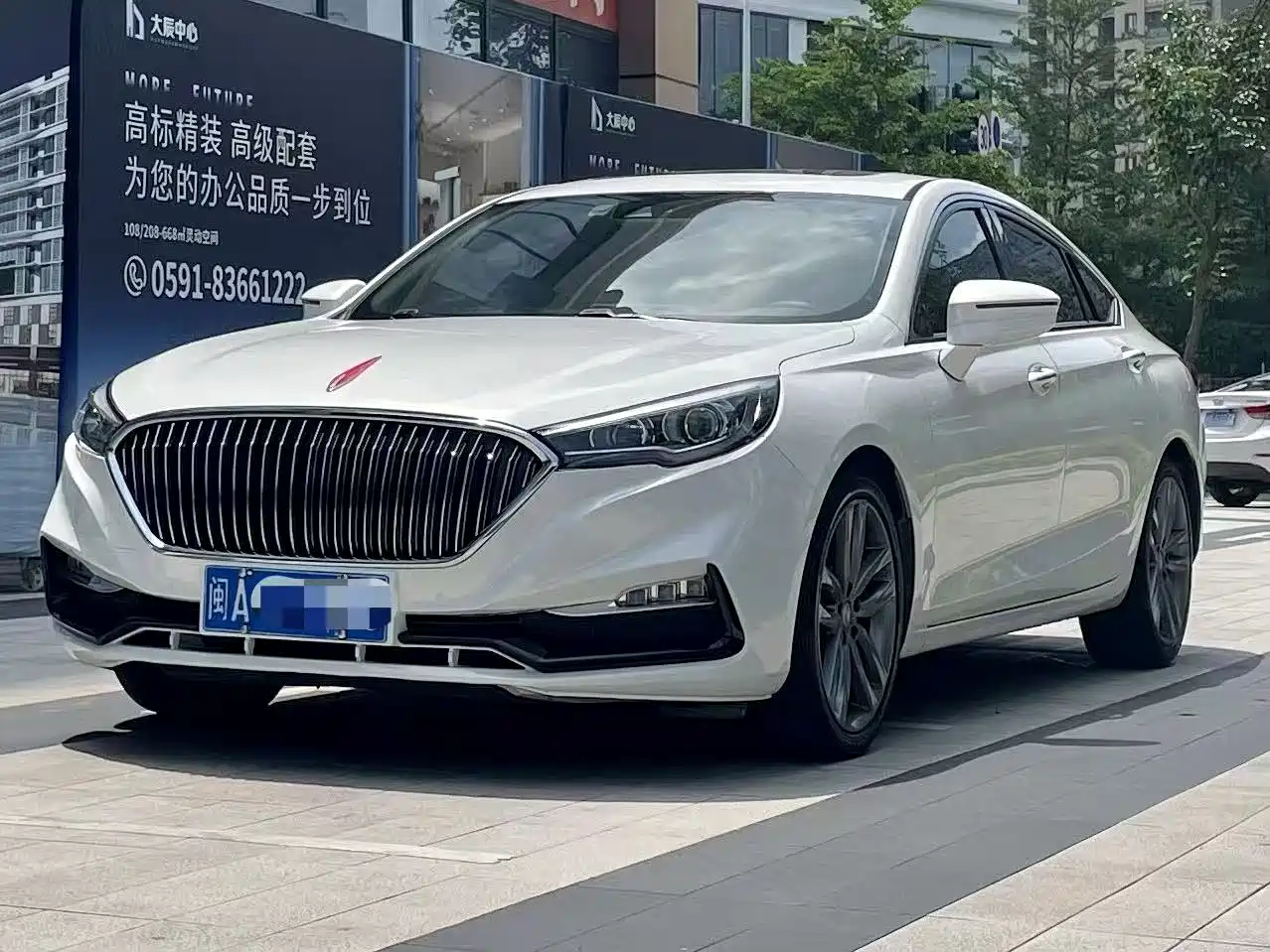 Hongqi H5 2018 30TD Smart Connected Royal Edition фото 3