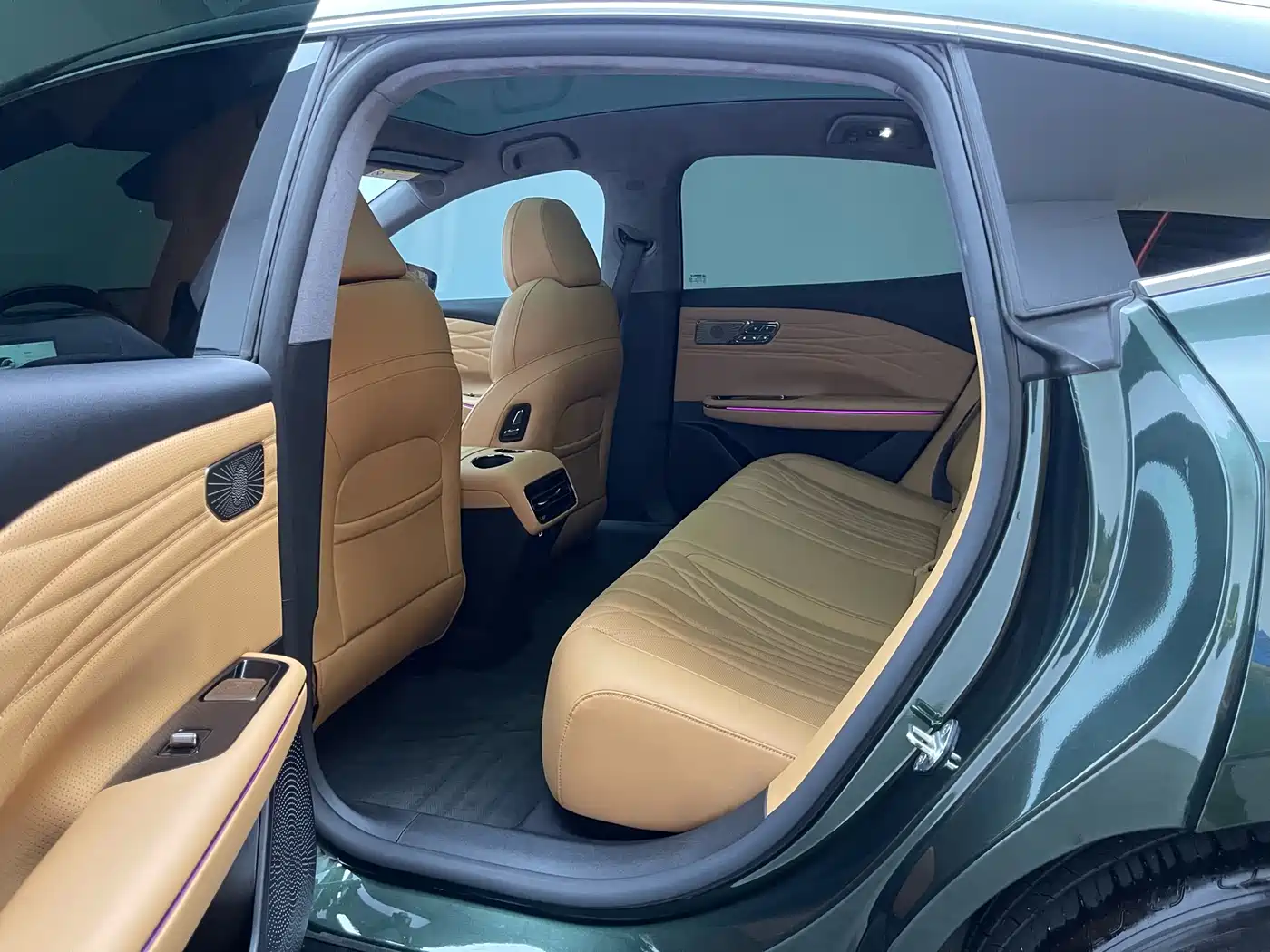 Geely Galaxy Galaxy Xingyao 8 2025 130km EM-P Starship Edition фото 12